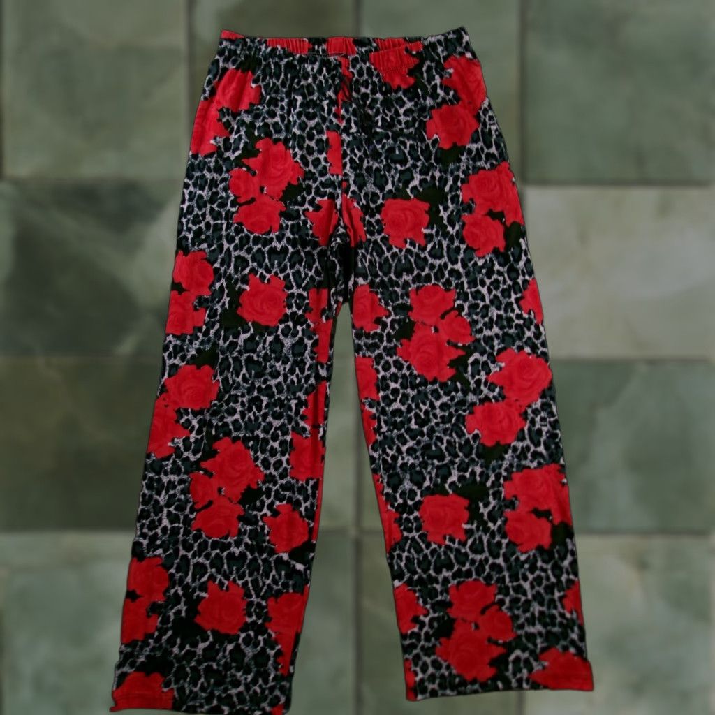 Vintage Bobbie Brooks Sleep Pants Womens 2XL Red Rose Leopard Print Elastic Waist Lounge Pajama Pants Lounge Womens 2XL Red Rose Leopard Print Elastic Waist Size 40" / US 18 - 1 Thumbnail