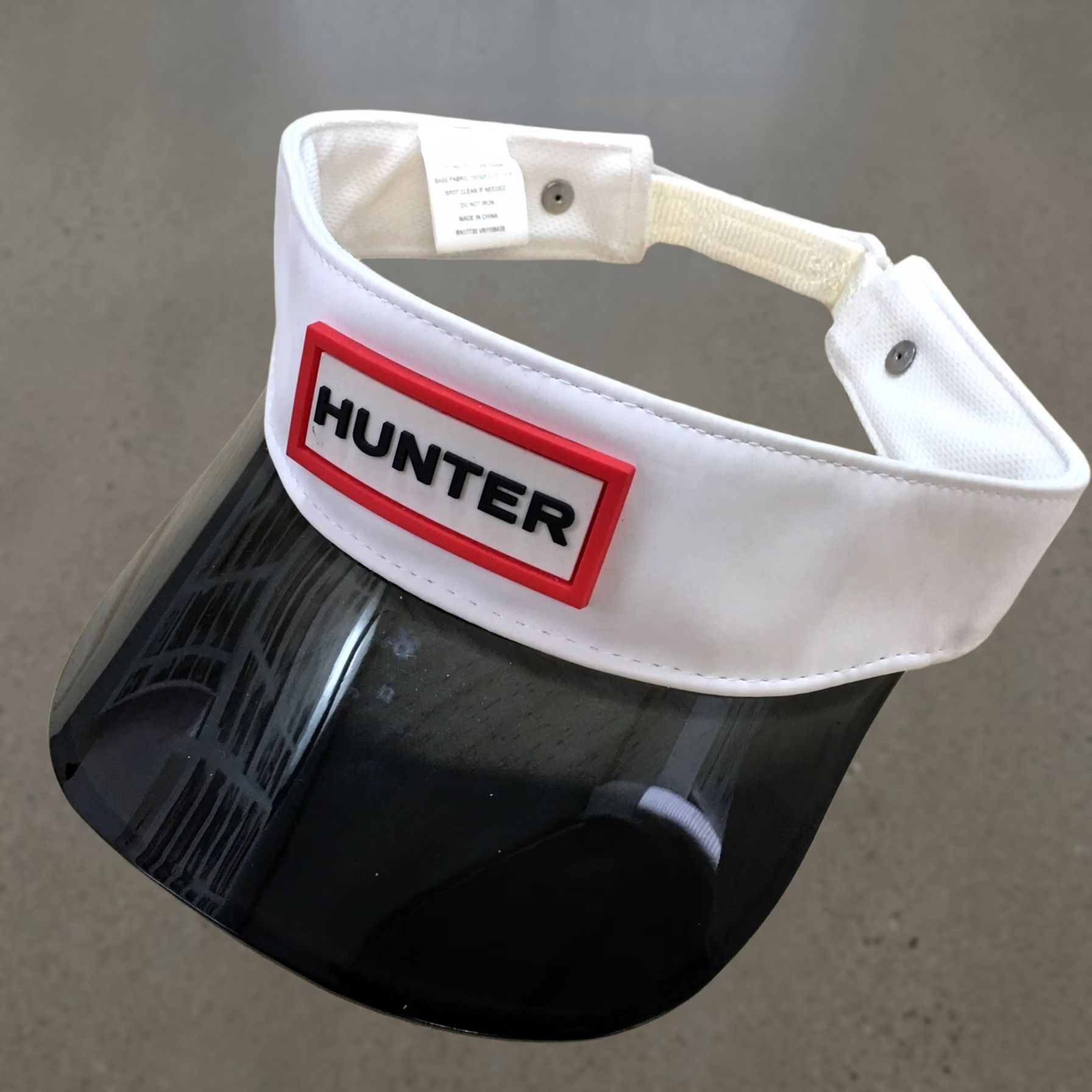 Hunter Hunter Visor Hat Mens White Black One Size Adjustable Polyurethane Curved Brim Size ONE SIZE - 1 Thumbnail