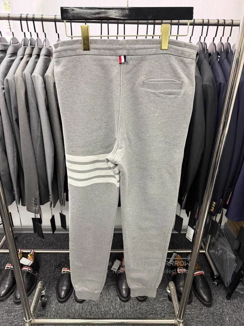 Thom Browne Thom Browne size 2 Sweatpants Size US 28 / EU 44 - 2 Thumbnail