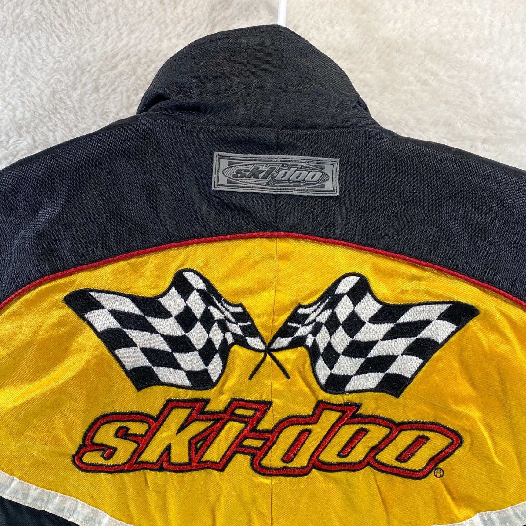 Vintage VINTAGE Ski-Doo Racing Bomber Jacket Coat Shirt Men M Red Black Yellow White VTG 90s Snowmobile Pattern Racing Pockets Zippered Size US M / EU 48-50 / 2 - 3 Thumbnail