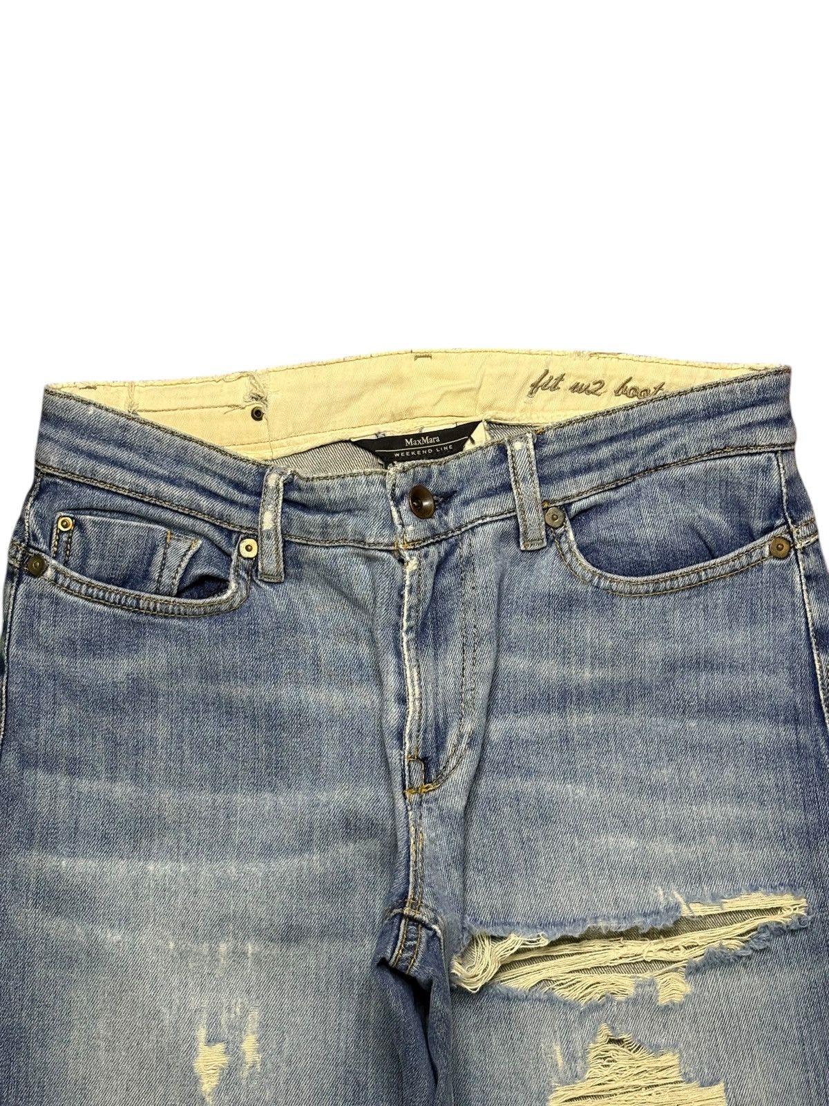 Japanese Brand Vintage Max Mara Faded Wash Distress Rip Bootcut Flare Jean Size 28" / US 6 / IT 42 - 4 Thumbnail