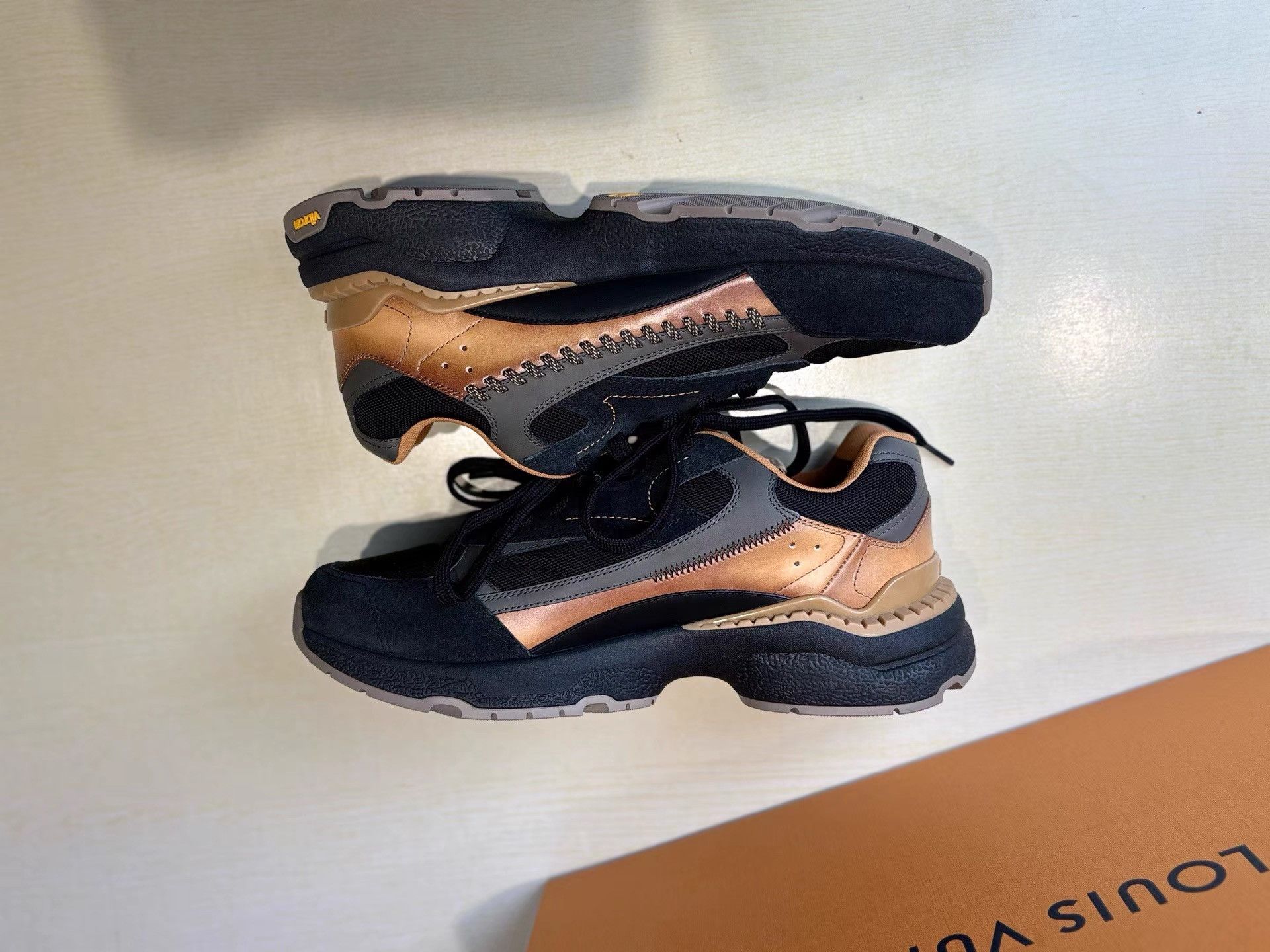 Berluti Berluti Skyrunning Leather & Nylon Sneaker K36 Size US 8 / EU 41 - 7 Thumbnail