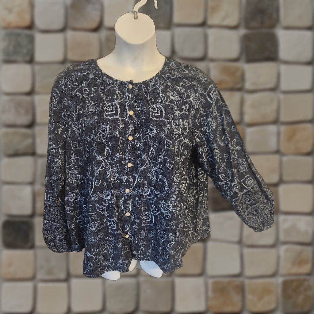 Vintage Time And Tru Blue Paisley Button Down Peasant Top XL Blouse Women's Casual Long Sleeve Round Neck Cotton Rayon Paisley Boho Size XL / US 12-14 / IT 48-50 - 1 Thumbnail
