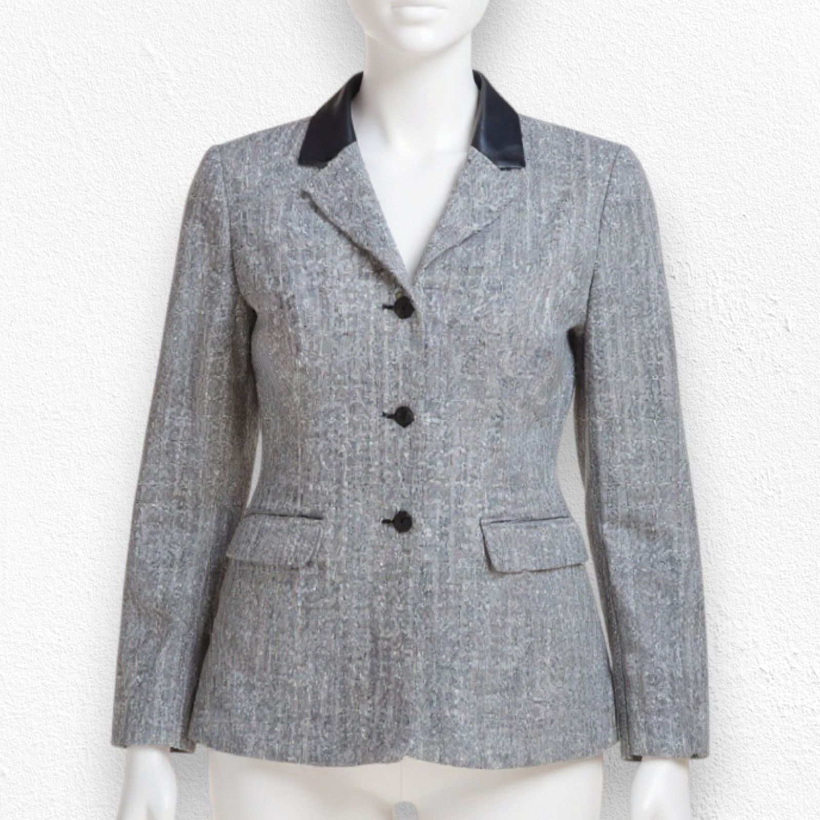 Vintage 90s Vintage Gray Black Tweed Herringbone Blazer Size 6 Size M / US 6-8 / IT 42-44 - 1 Thumbnail