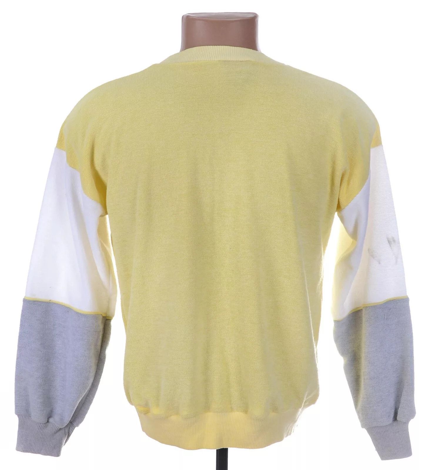 Umbro UMBRO VINTAGE 1980'S YELLOW FOOTBALL SWEAT TOP JERSEY SIZE S Size US S / EU 44-46 / 1 - 2 Thumbnail