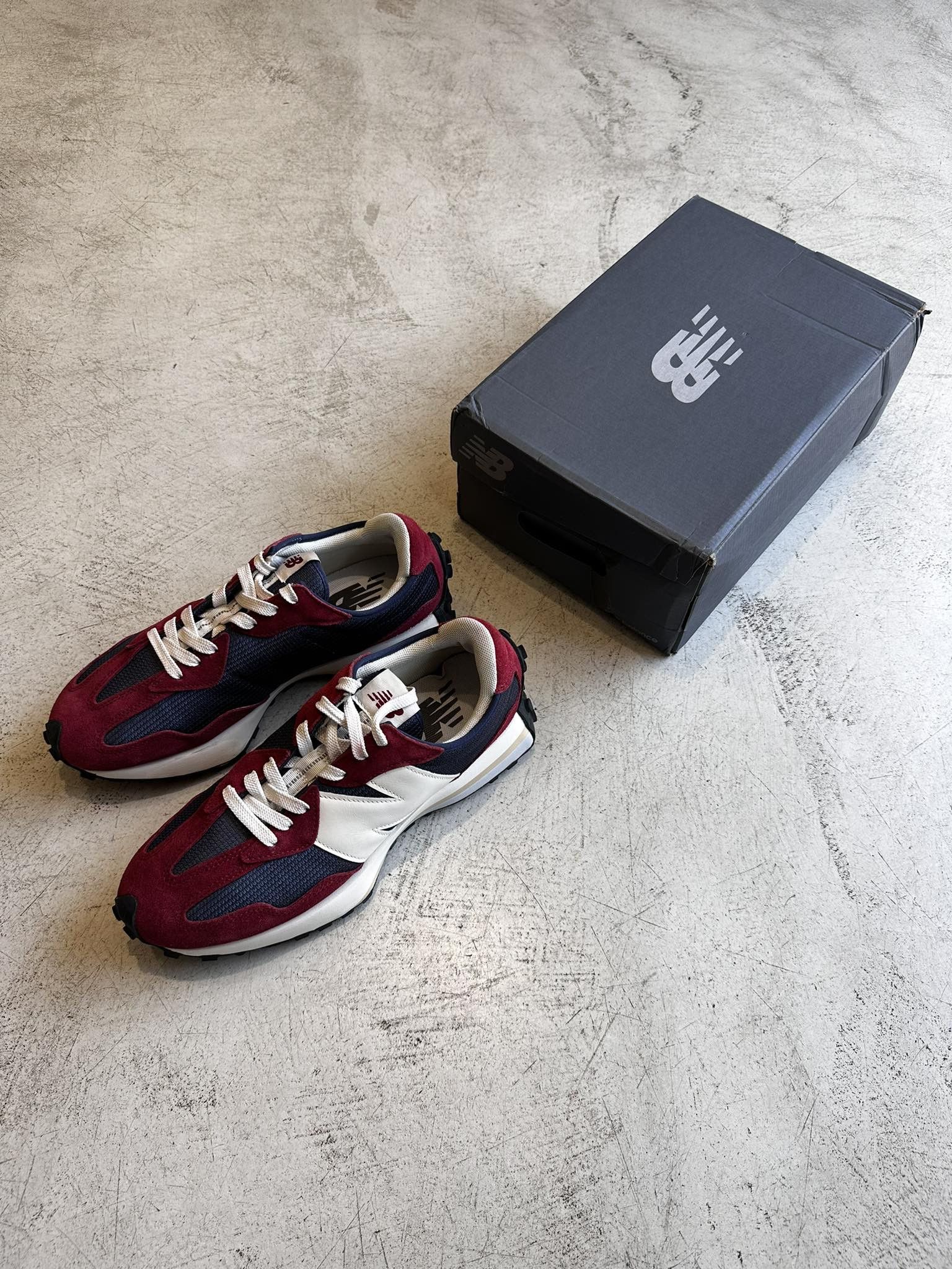 New Balance New Balance MS327MR Red Blue White US 11 / EU 45 Size US 11 / EU 44 - 2 Thumbnail