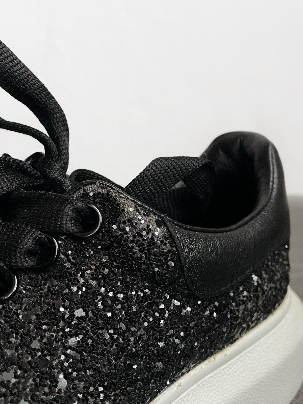 Alexander McQueen Alexander McQueen Black Oversized Glitter Women’s Sneakers Size US 6 / IT 36 - 11 Thumbnail