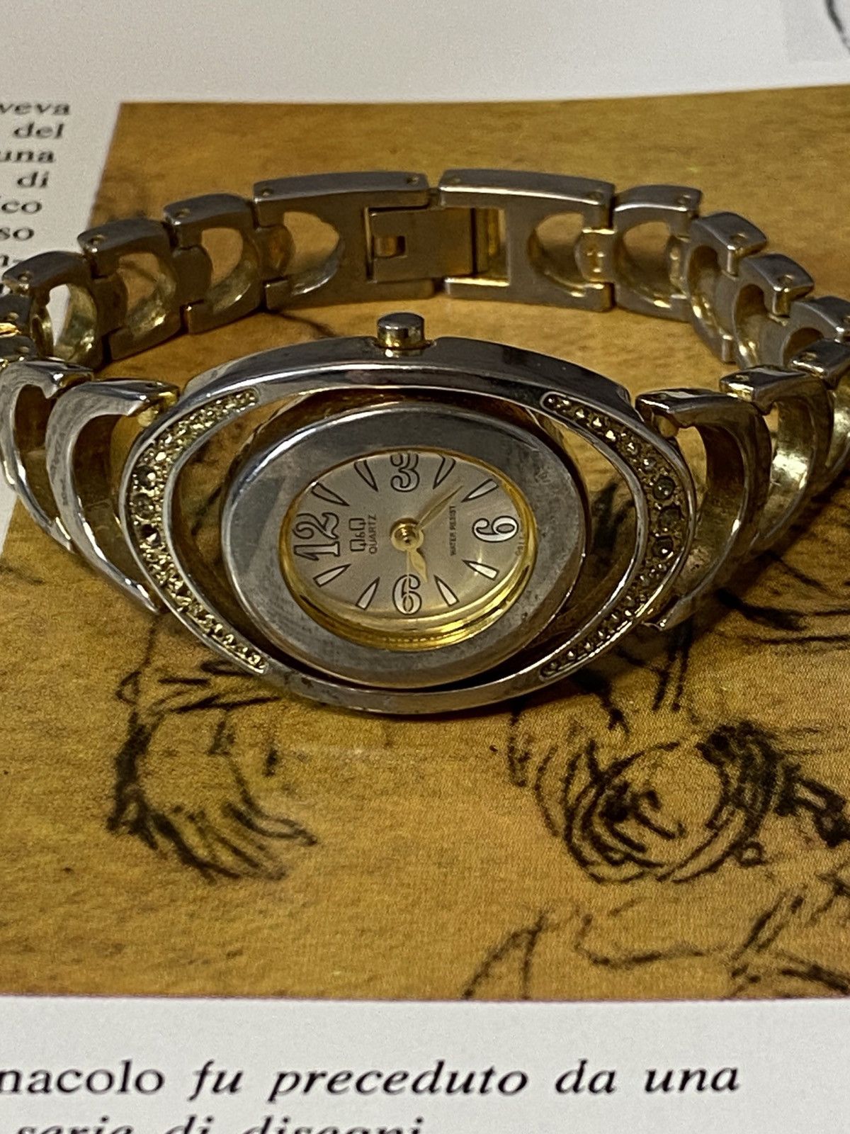 Vintage Q&Q Citizen Two-Tone Crystal Oval Dress Watch