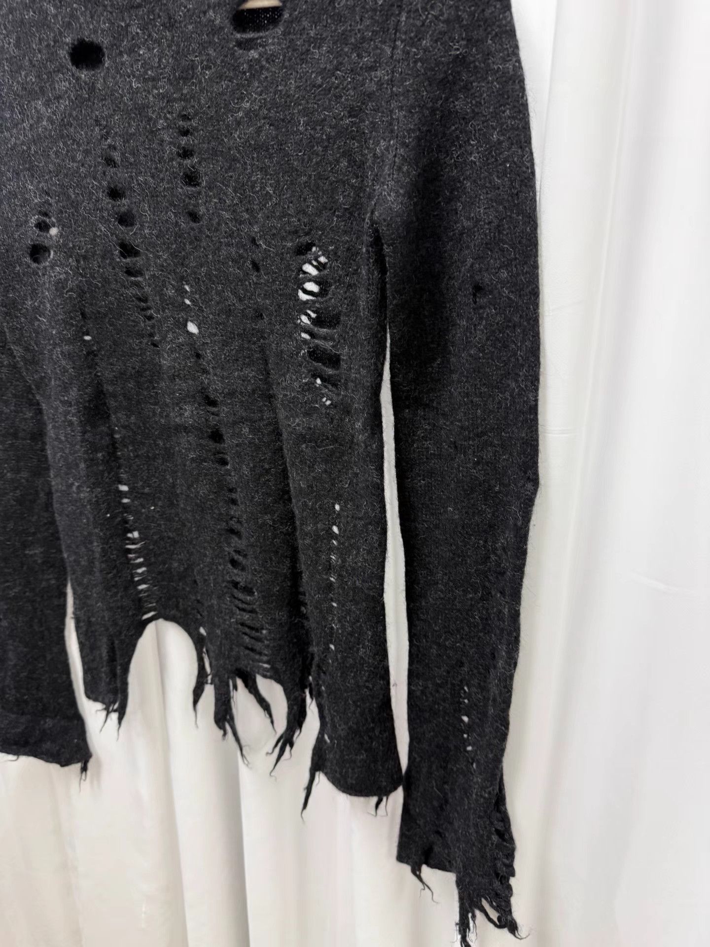 Junya Watanabe Junya Watanabe Distressed Sweater K20 Size US XS / EU 42 / 0 - 3 Thumbnail