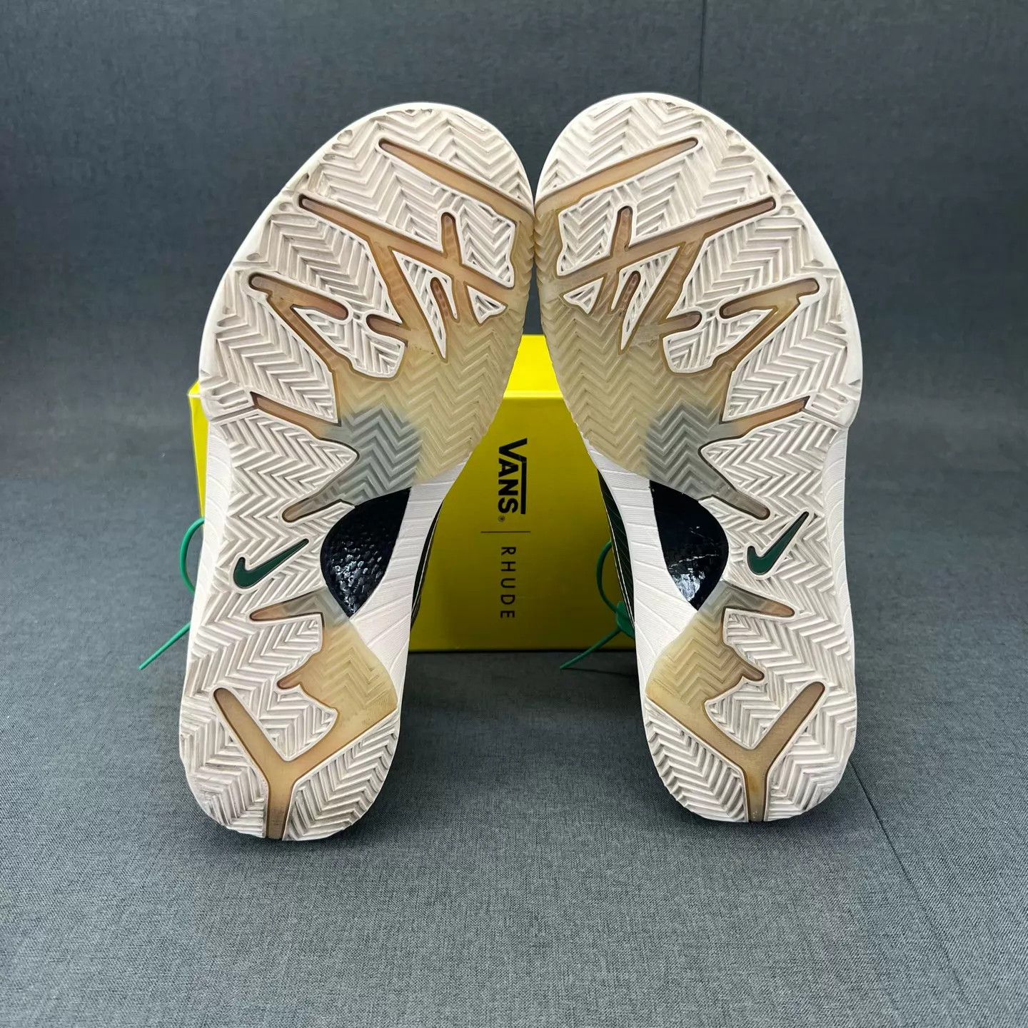 Nike Nike KD 4 Milwaukee Bucks 44 Boxed Like New Size US 11 / EU 44 - 5 Thumbnail