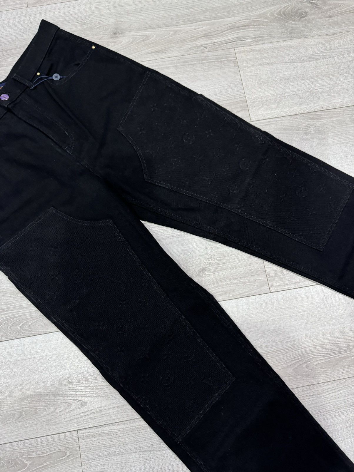 Louis Vuitton LOUIS VUITTON MONOGRAM WORKWEAR CARPENTER BLACK Size US 34 / EU 50 - 2 Thumbnail