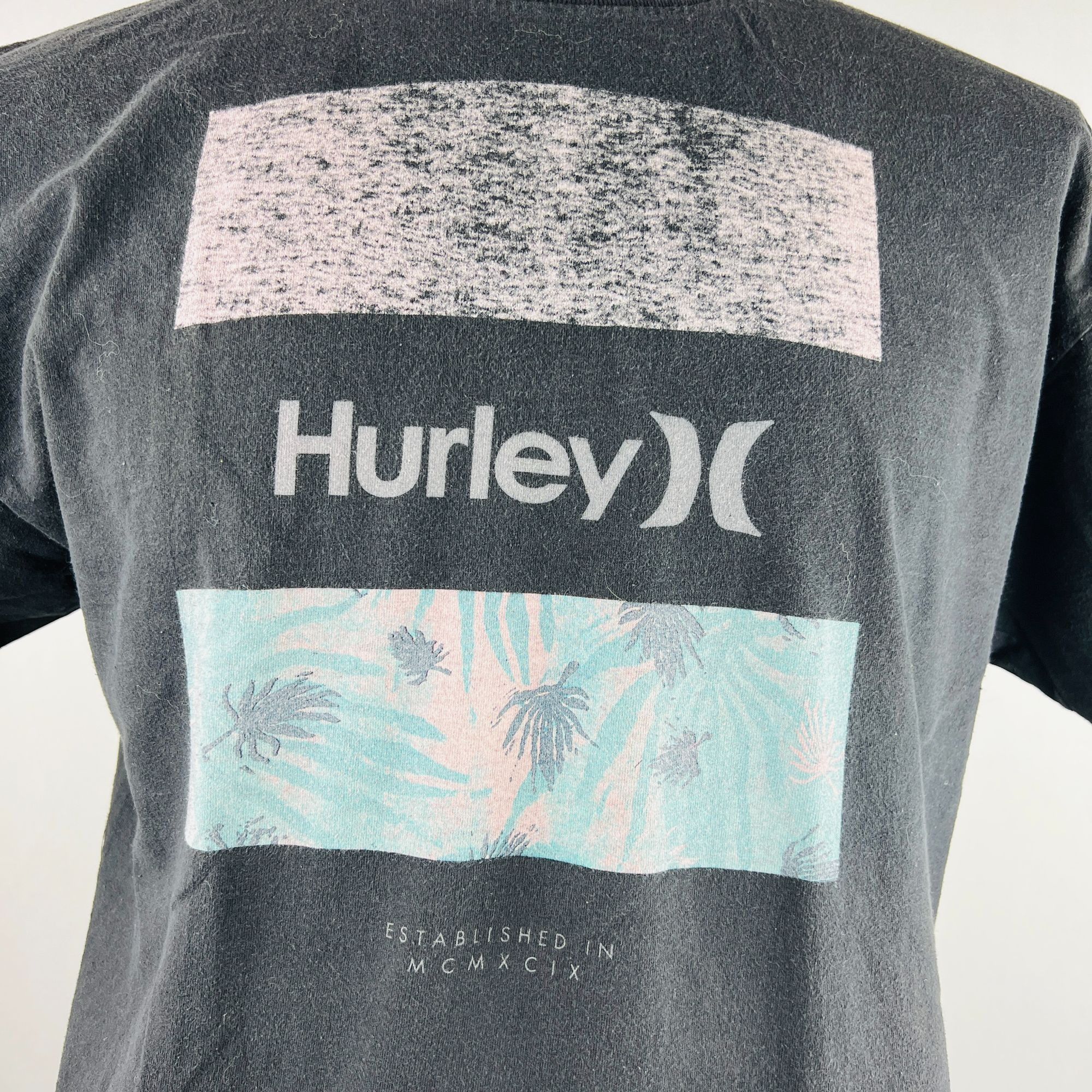 Hurley Hurley Brand Logo XL T-Shirt Shirt Size US XL / EU 56 / 4 - 2 Thumbnail