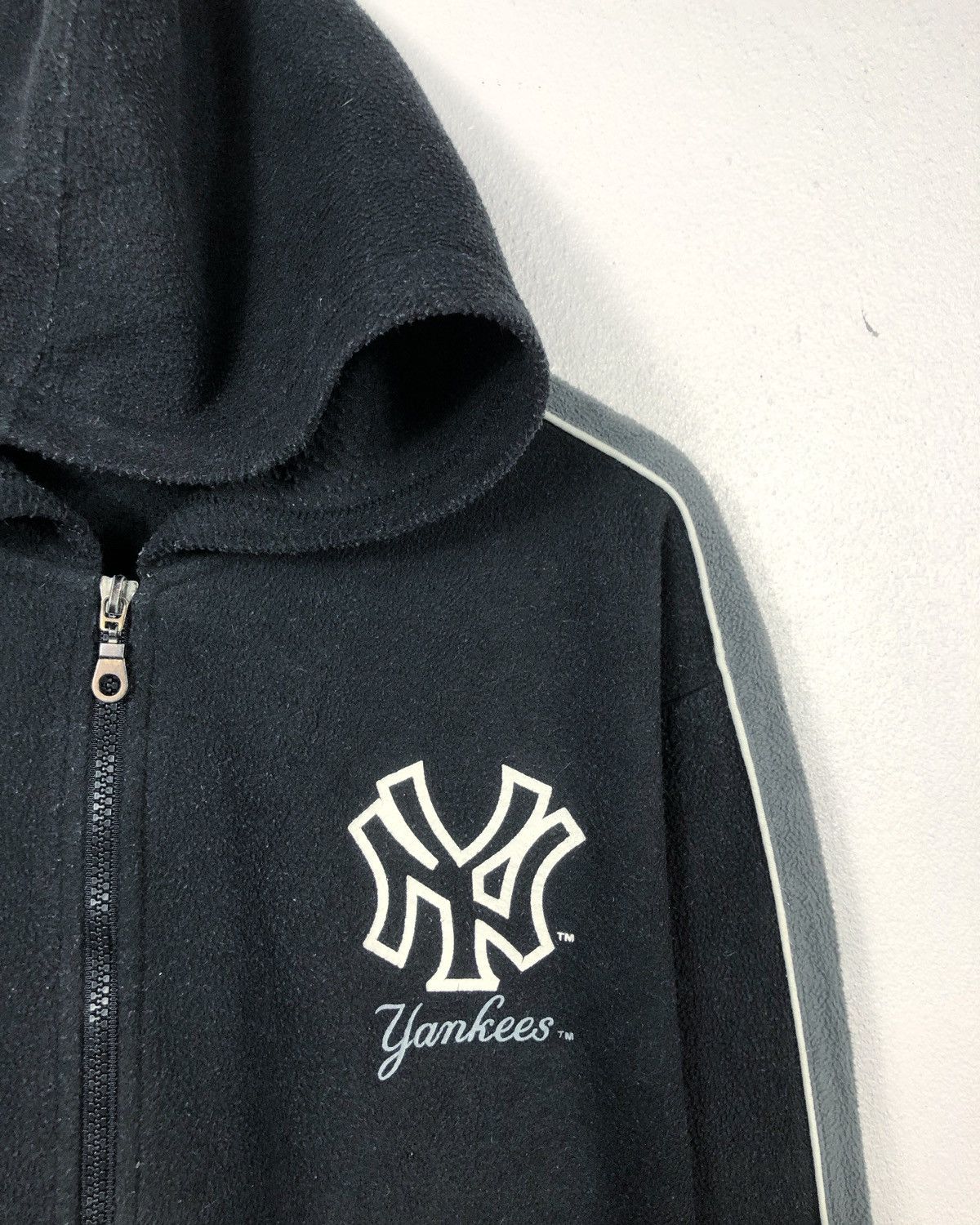 MLB × New York Yankees × Vintage Rare Vintage MLB New York Yankees Fleece Hoodie Size US XL / EU 56 / 4 - 3 Thumbnail
