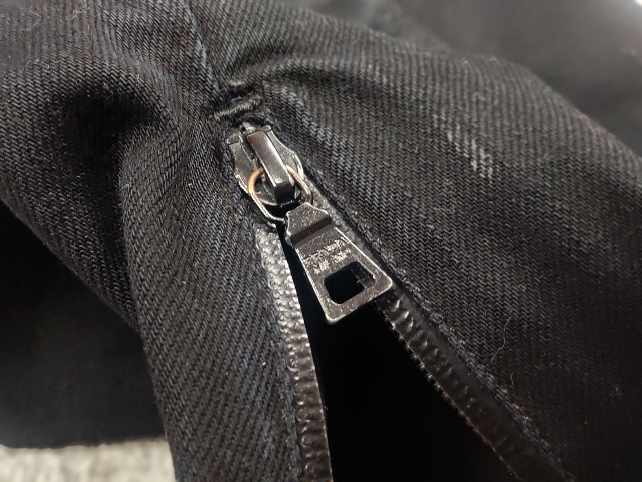 Prada Vintage Prada Crop Dark Blue Denim Womens Jeans Zipper Y2K Size 27" / US 4 / IT 40 - 11 Thumbnail