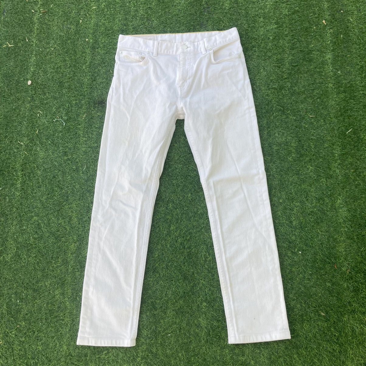 Designer LOUIS VUITTON ALL WHITE SLIM STRETCH JEANS Size 29" - 1 Thumbnail