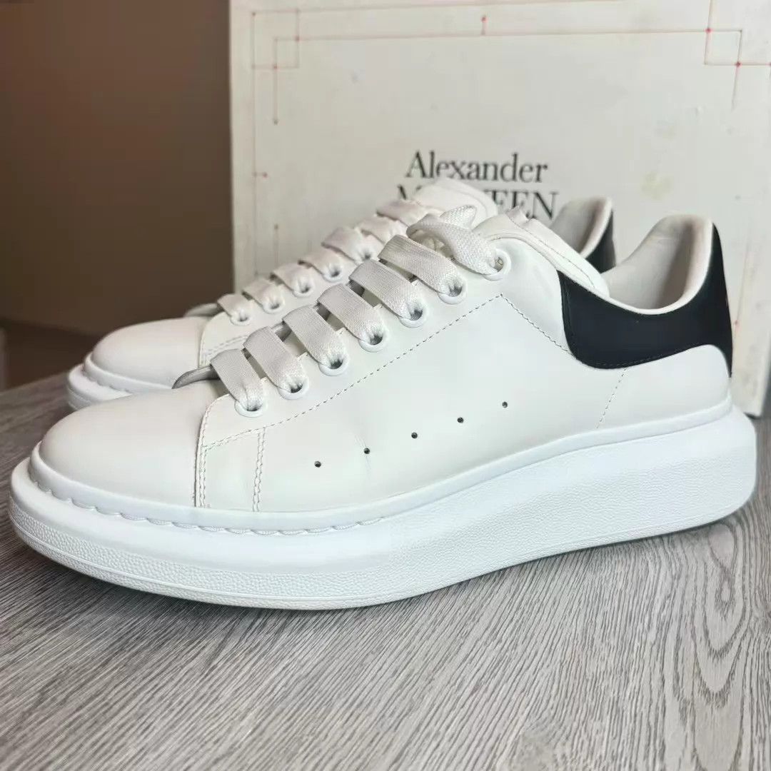 Alexander McQueen Alexander McQueen EUR 42 black Worn once Box accs Size US 9 / EU 42 - 2 Thumbnail