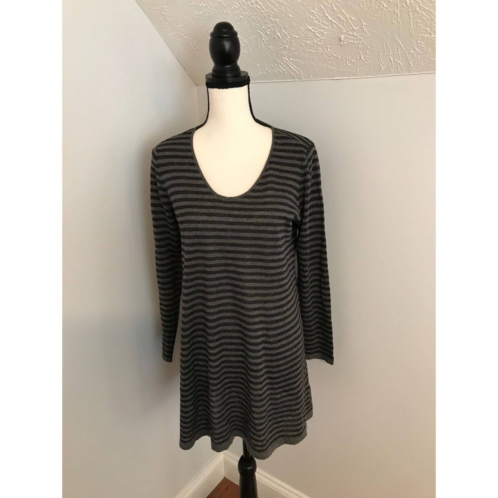 Eileen Fisher Eileen Fisher Gray/Black Striped Long-Sleeve Tunic Sweater Size S / US 4 / IT 40 - 1 Thumbnail