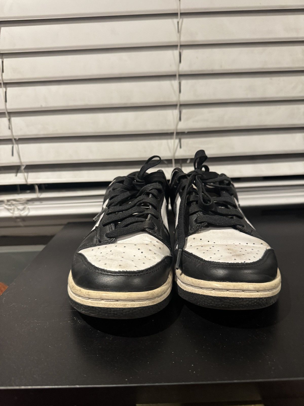 Nike NIKE PANDA DUNKS GREAT CONDTION Size US 6.5 / EU 39-40 - 3 Thumbnail