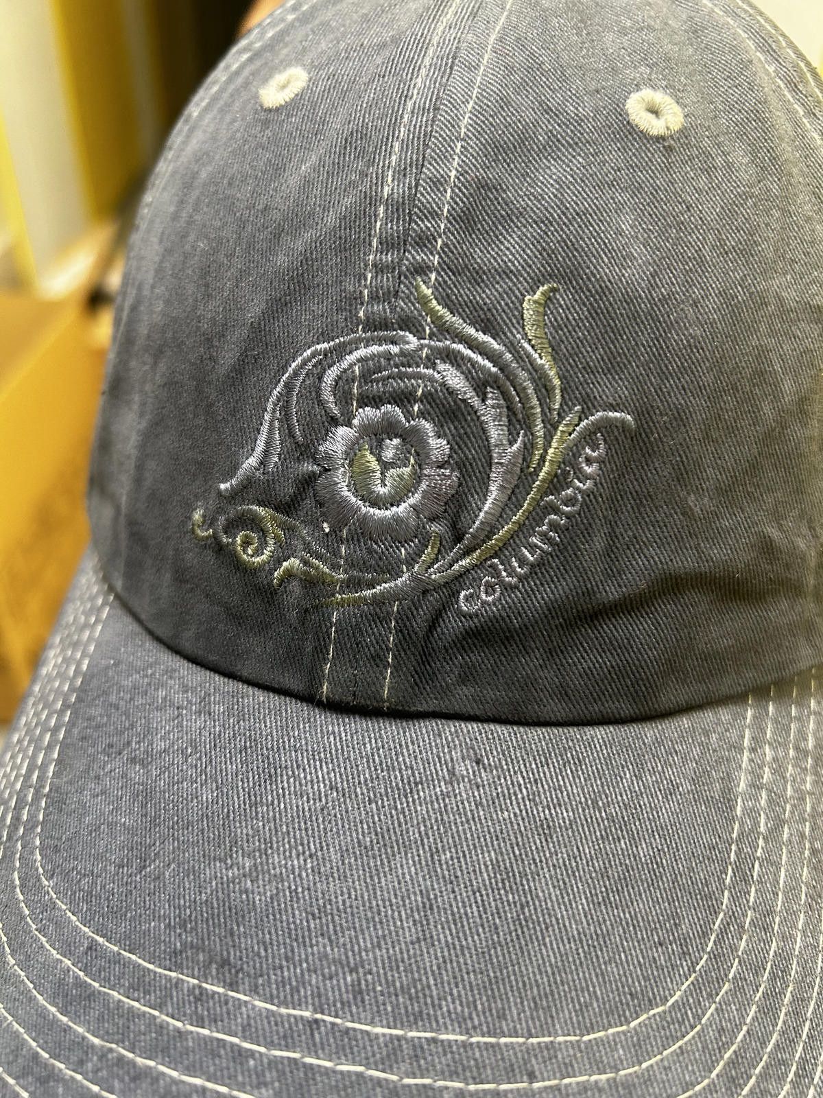 Columbia Stylish Columbia Baseball Cap with Floral Embroidery Size ONE SIZE - 2 Thumbnail