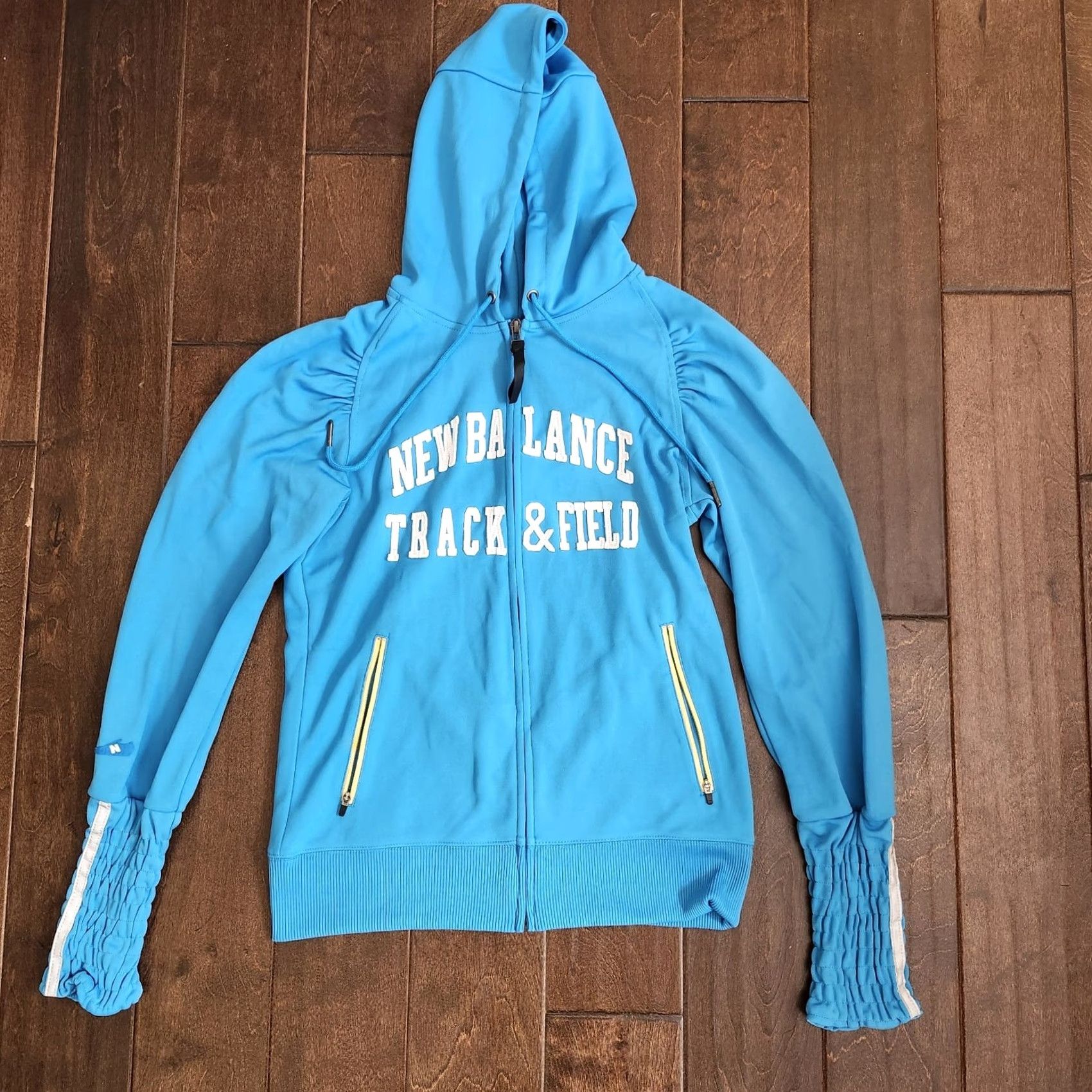 New Balance New Balance Heritage Turquoise Blue Hooded Track & Field Jacket S Women's Turquoise Activewear Long Sleeve Pullover Jogger Run Size S / US 4 / IT 40 - 2 Thumbnail