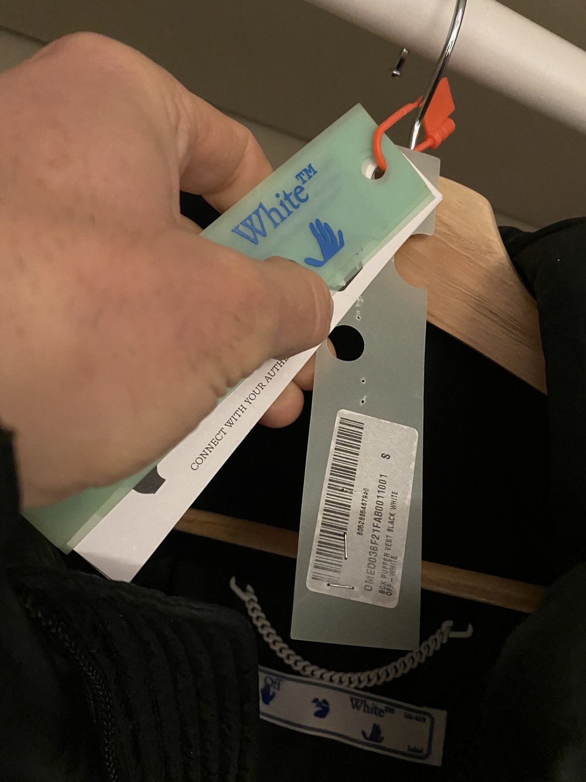 Off-White Down feather logo print GILET Size US S / EU 44-46 / 1 - 6 Thumbnail