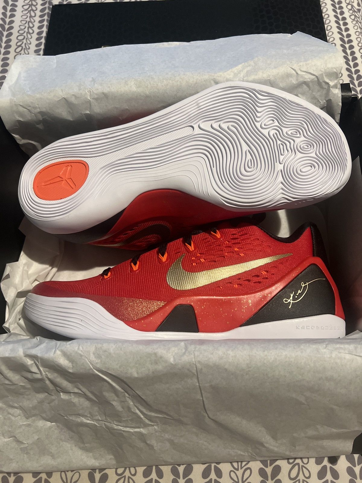 Nike Kobe 9 EM Protro Size US 8.5 / EU 41-42 - 6 Thumbnail