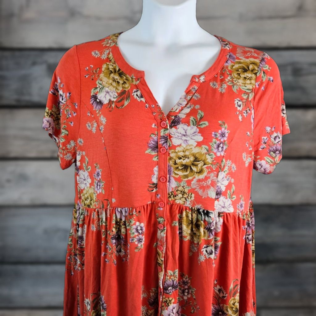 Torrid Torrid Blouse Shirt Womens Plus 2X Red Floral Short Sleeve Pullover Knits Top Season Spring Summer Casual Size XXL / US 16-18 / IT 52-54 - 1 Thumbnail