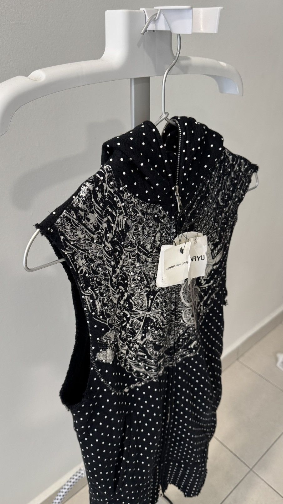 Comme des Garcons Comme des Garcons GANRYU Polka Dot Sleveless Long Hoodie Size S / US 4 / IT 40 - 6 Thumbnail