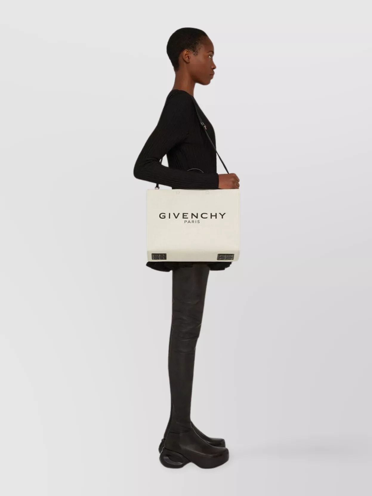 Givenchy o1loc1c0824 Size: OS / Tote Bag in White Size ONE SIZE - 3 Thumbnail