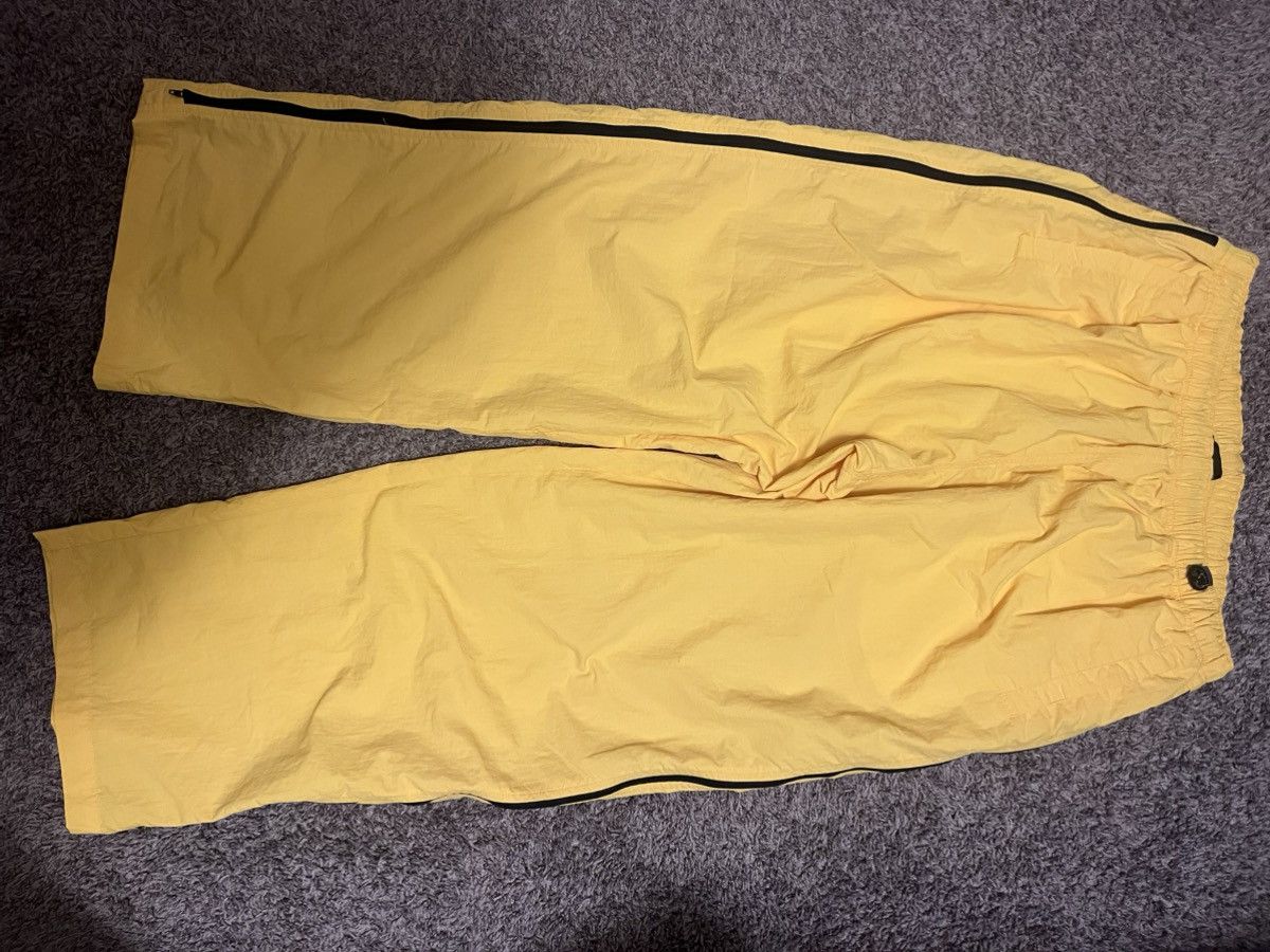 HMDD × The GV Gallery Hidden Season Baggy Yellow Nylon Pants Size US 31 - 3 Thumbnail