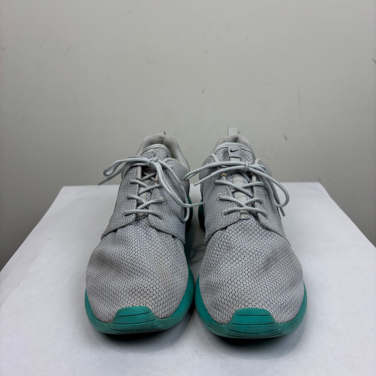 Nike Nike Roshe Run Calypso Running Walking Sneakers Men's 11 Size US 11 / EU 44 - 2 Thumbnail