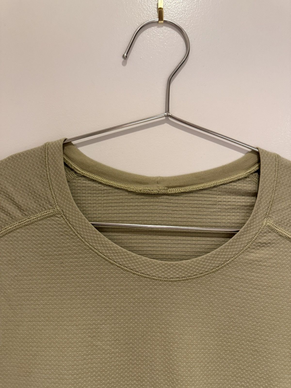 Lululemon Lululemon Short Sleeve Shirt Size US S / EU 44-46 / 1 - 2 Thumbnail