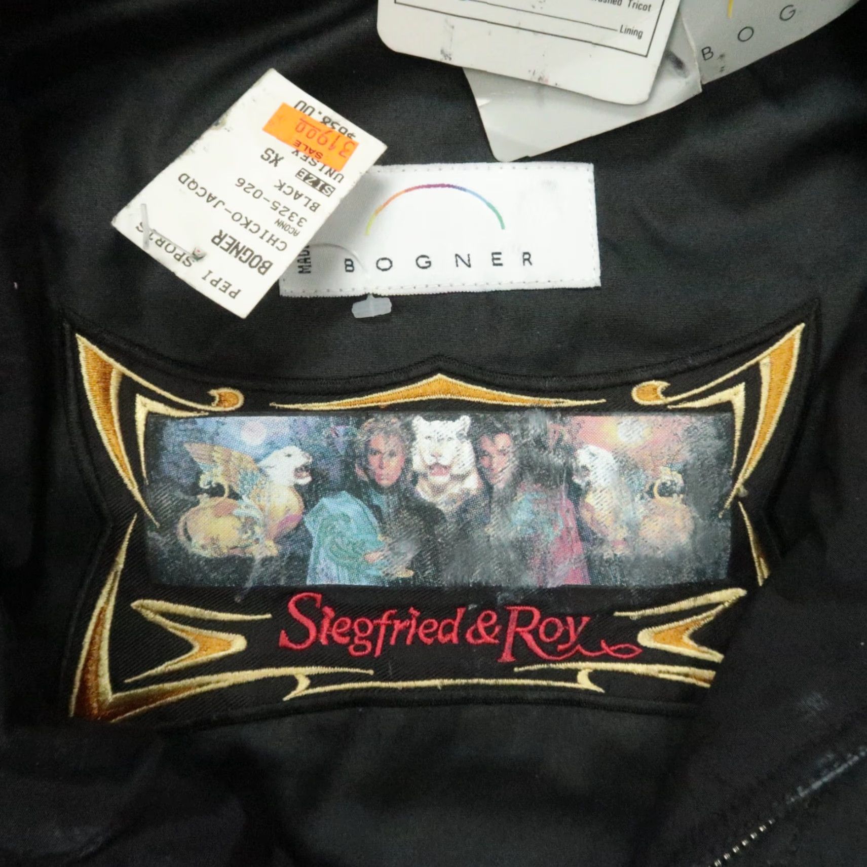 Bogner VINTAGE Bogner Jacket Mens XS Black Hooded Insulated Zip Full Zip Siegfried Roy, Limited Edition, Ski, Winter, Casual, Travel, Workwear, XS Mens Size US XS / EU 42 / 0 - 4 Thumbnail