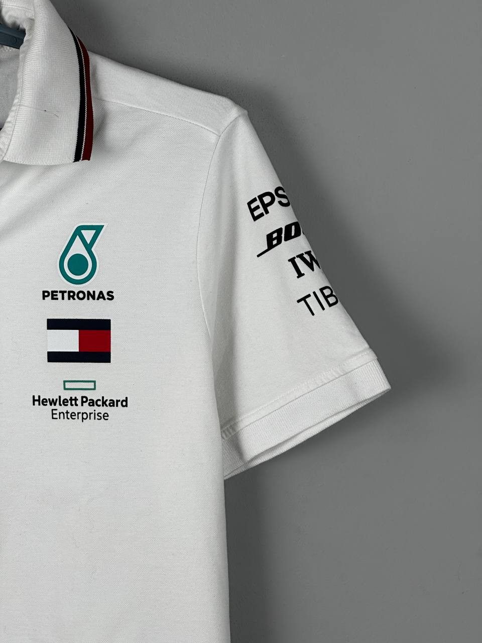 Formula 1 F1 Mercedes-Benz AMG Petronas Team Polo Shirt Size US XL / EU 56 / 4 - 4 Thumbnail