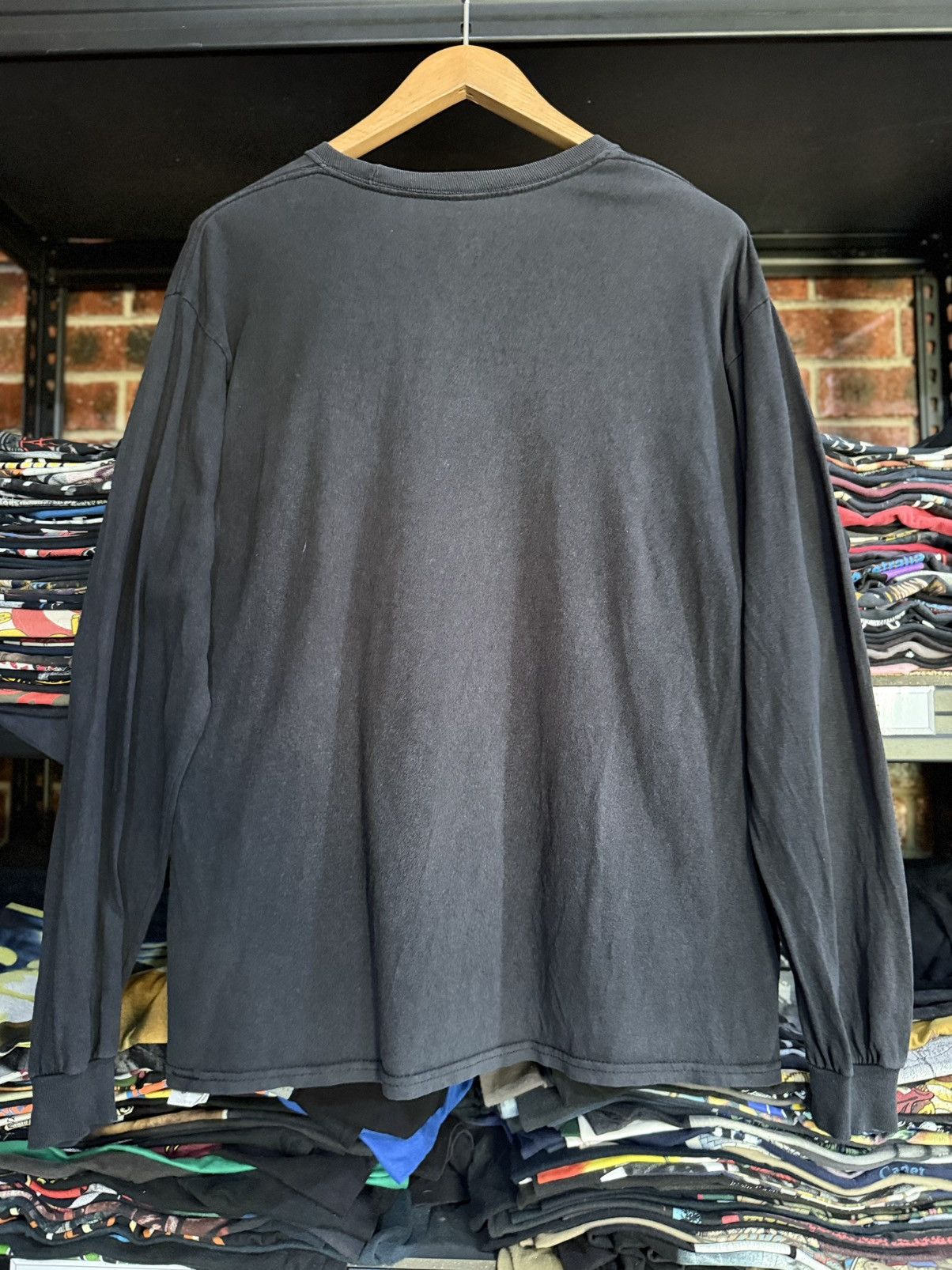 Vintage Vintage The Scream Edward Munch Art Long Sleeve Faded Tee Size US L / EU 52-54 / 3 - 7 Thumbnail