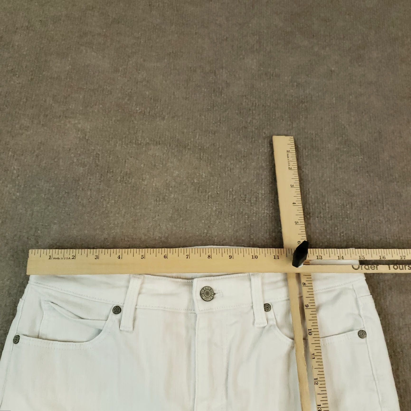 Talbots Talbots Women's Petite White High Rise Straight Leg Stretch Jeans Size 6 Size 30" / US 8 / IT 44 - 4 Thumbnail