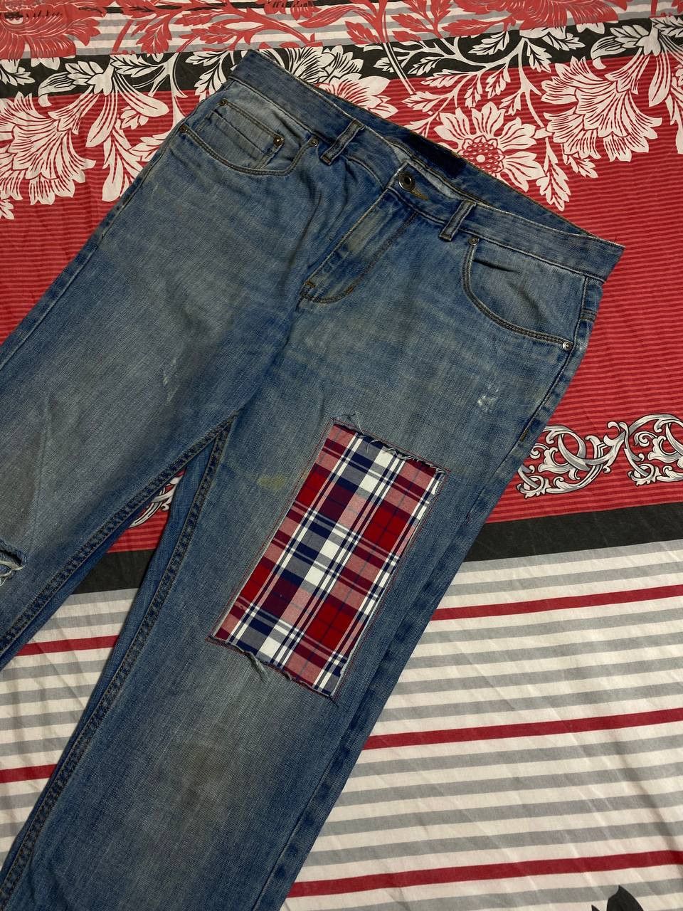Japanese Brand 💥Vintage Distressed Washed Painted Flared Crash Denim Pants Size US 34 / EU 50 - 24 Thumbnail