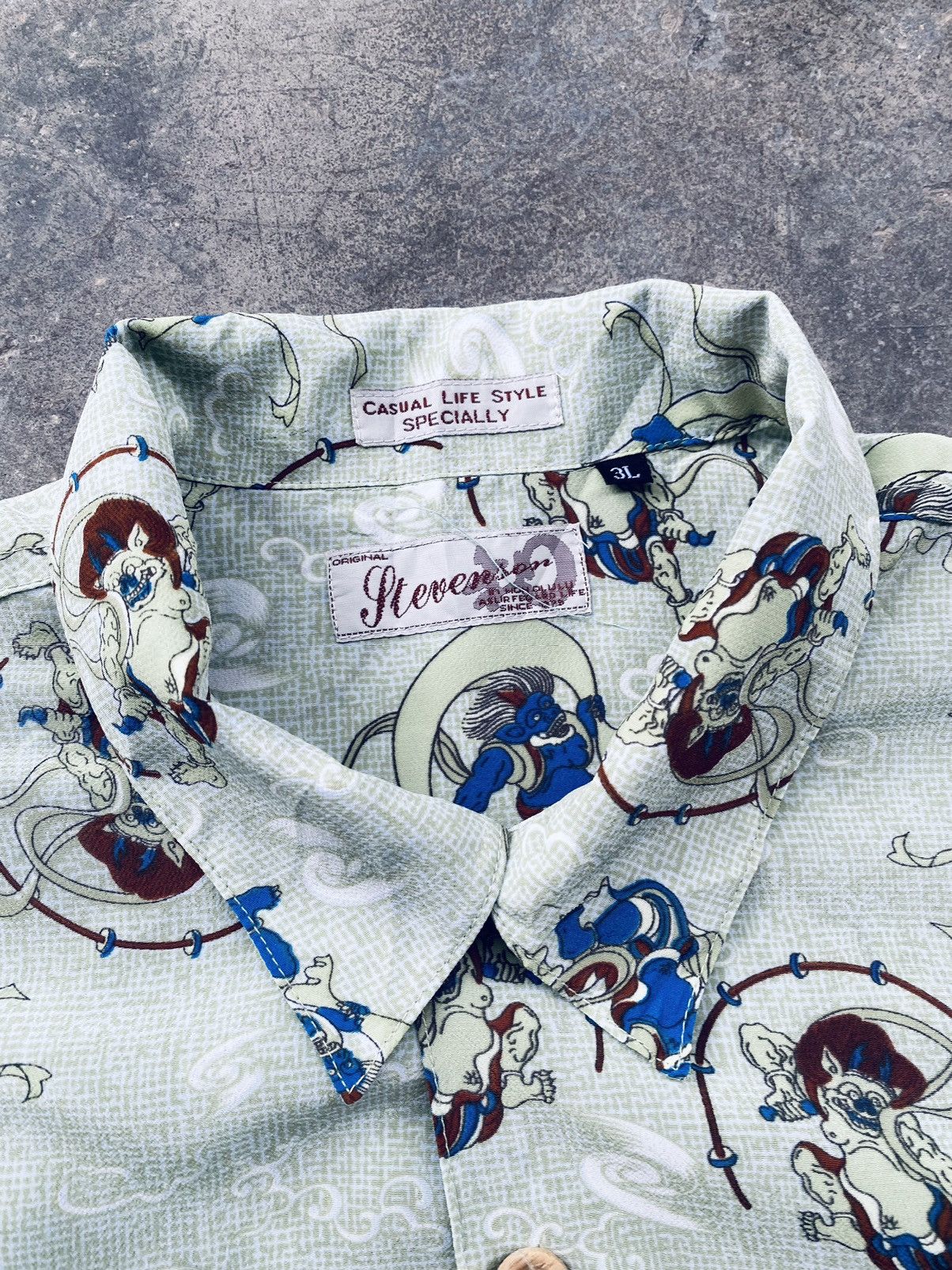 Japanese Brand Vintage Stevenson Devil Printed Button Ups Size US XL / EU 56 / 4 - 8 Thumbnail