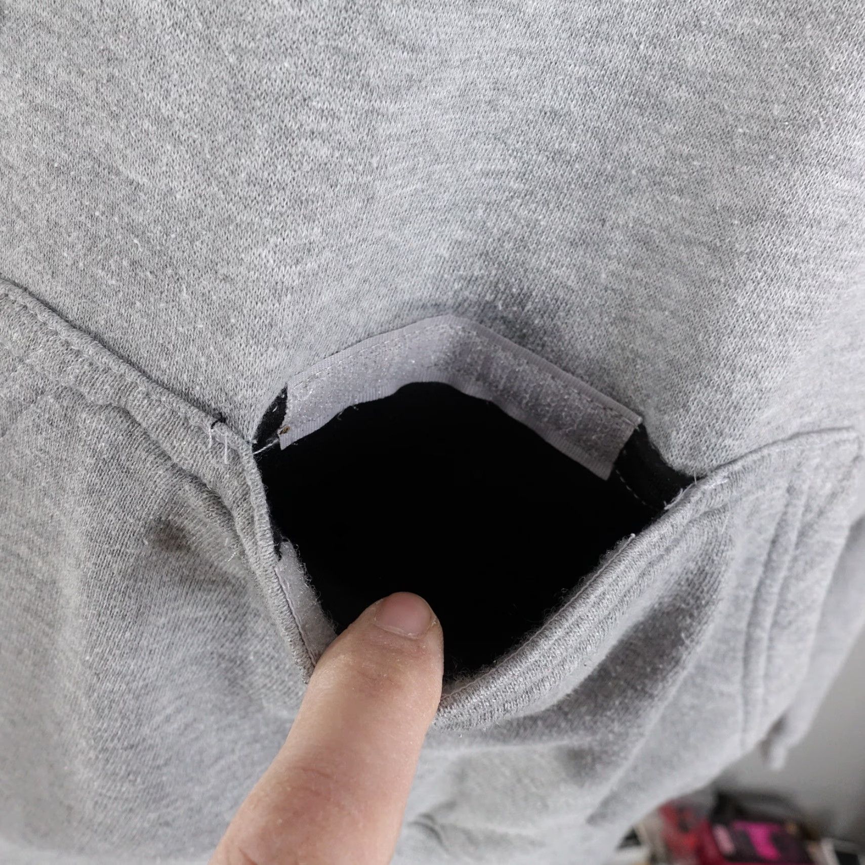 Vintage Vintage Natural Light Beer Koozie Nattie Grey Pullover Hoodie Men’s Medium Cotton Blend Vintage 90s Hop Beer Mens Size US M / EU 48-50 / 2 - 4 Thumbnail