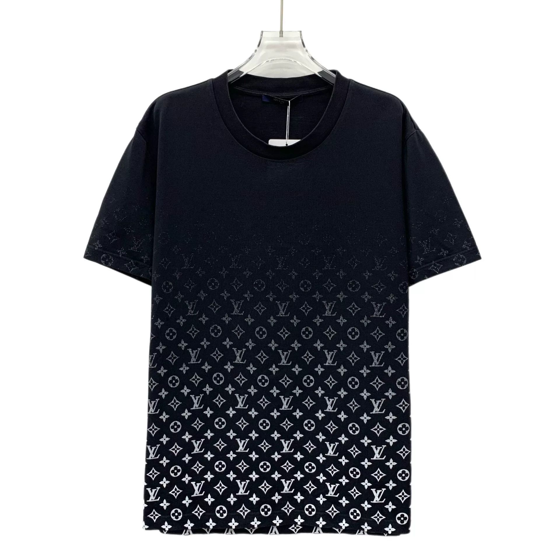 Louis Vuitton Louis Vuitton Multi T-Shirt XXL Men Size US XXL / EU 58 / 5 - 1 Thumbnail
