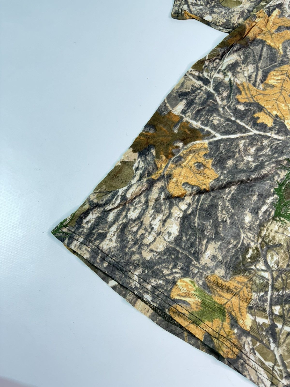 Japanese Brand × Mossy Oaks × Realtree Realtree mossy oaks tee outdoor camo swag skater y2k vintage Size US XL / EU 56 / 4 - 4 Thumbnail