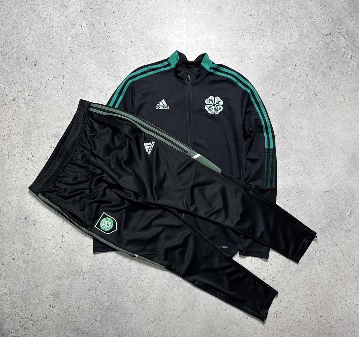 Adidas Adidas FC Celtic Football Track Suit Jacket & Pants Size US M / EU 48-50 / 2 - 1 Thumbnail