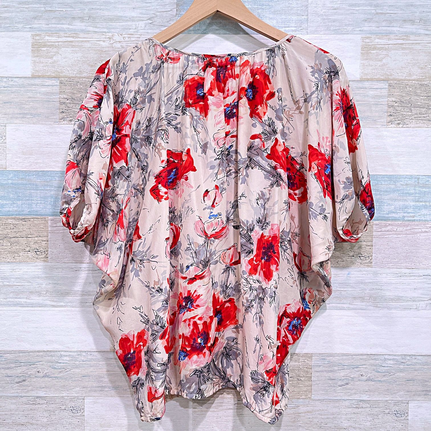 Other Cabi 100% Silk Gypsy Floral Dolman Blouse Beige Red Batwing Size XS / US 0-2 / IT 36-38 - 3 Thumbnail