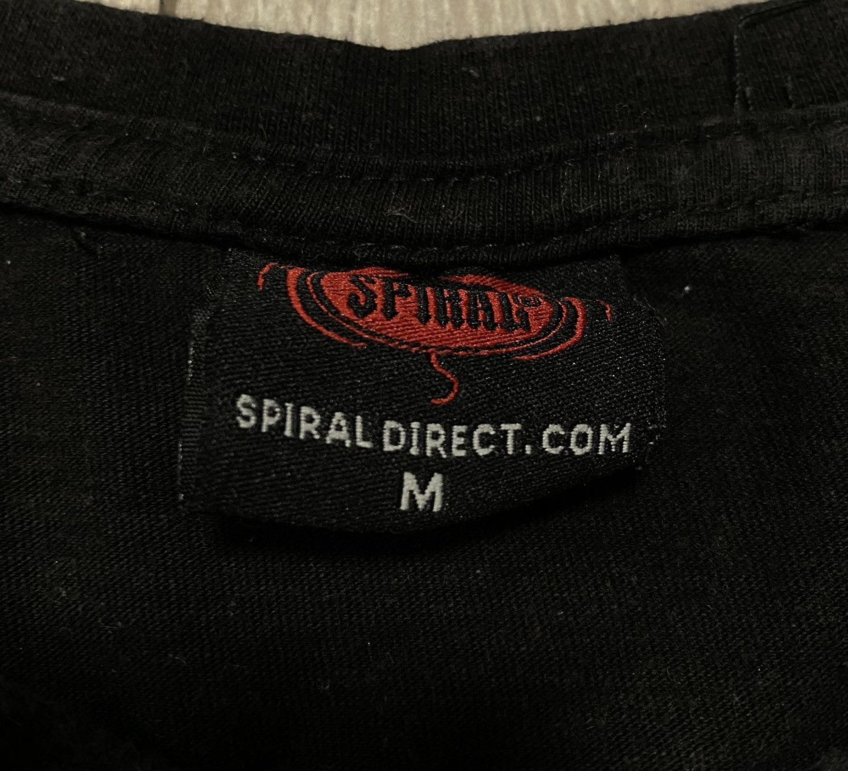 Band Tees × Vintage Vintage Spiral Skulls Sexy Vamp Dead Face Horror Tee 90s Size US M / EU 48-50 / 2 - 5 Thumbnail