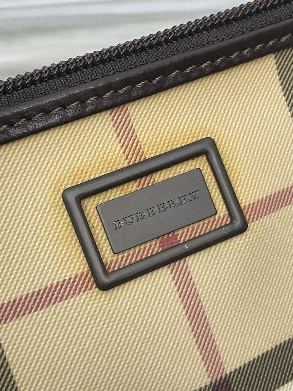 Burberry Burberry Nova Check Pouch | Old Money Aesthetic Size ONE SIZE - 4 Thumbnail