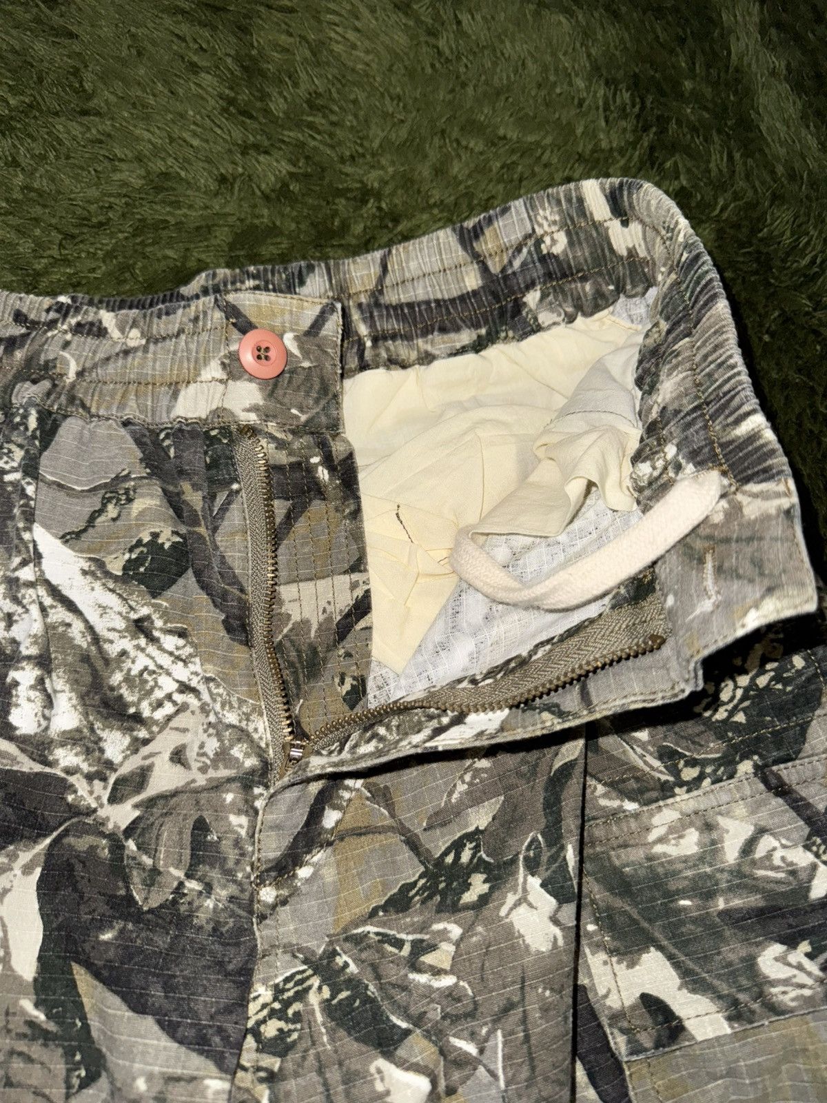 Japanese Brand [M] Extraordinary Realtree Camo Ripstop Cargo Pants Size US 32 / EU 48 - 3 Thumbnail