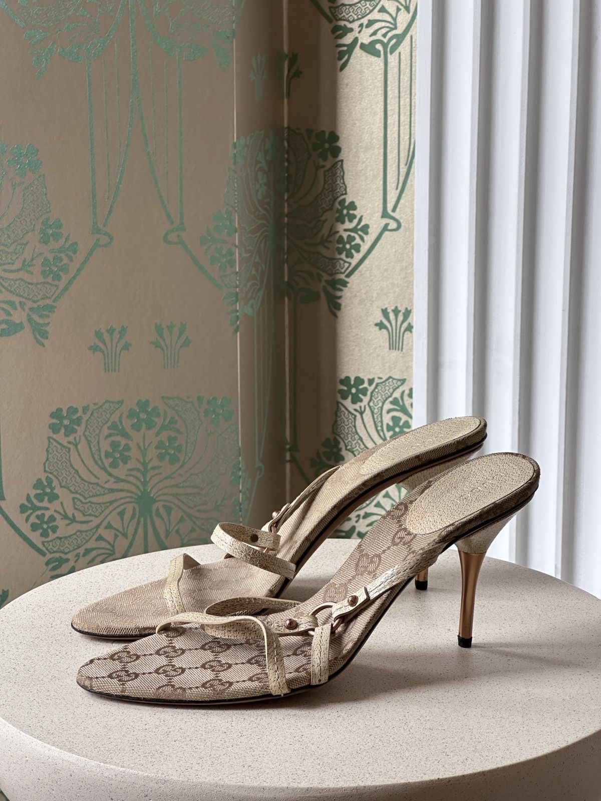 Gucci GUCCI Monogram Beige Kitten Heels Sandals Size 38,5/ 8,5 Size US 8 / IT 38 - 11 Thumbnail