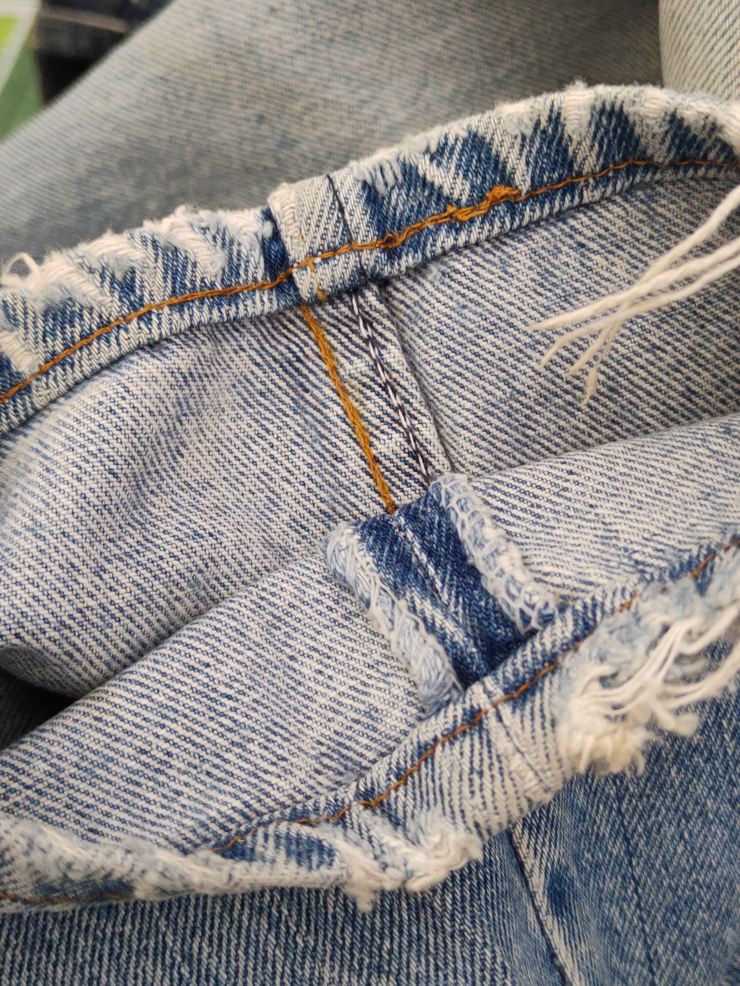 Levi's Levi's vintage faded Blue Distressed Ripped Jeans #W1837 Size US 28 / EU 44 - 13 Thumbnail