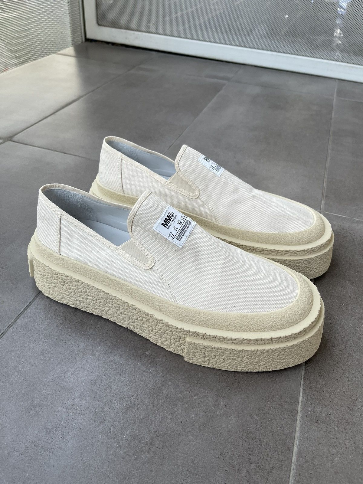 Maison Margiela !DS! SS23 Maison Margiela Logo Beige Slip Ons Size US 12 / EU 45 - 11 Thumbnail