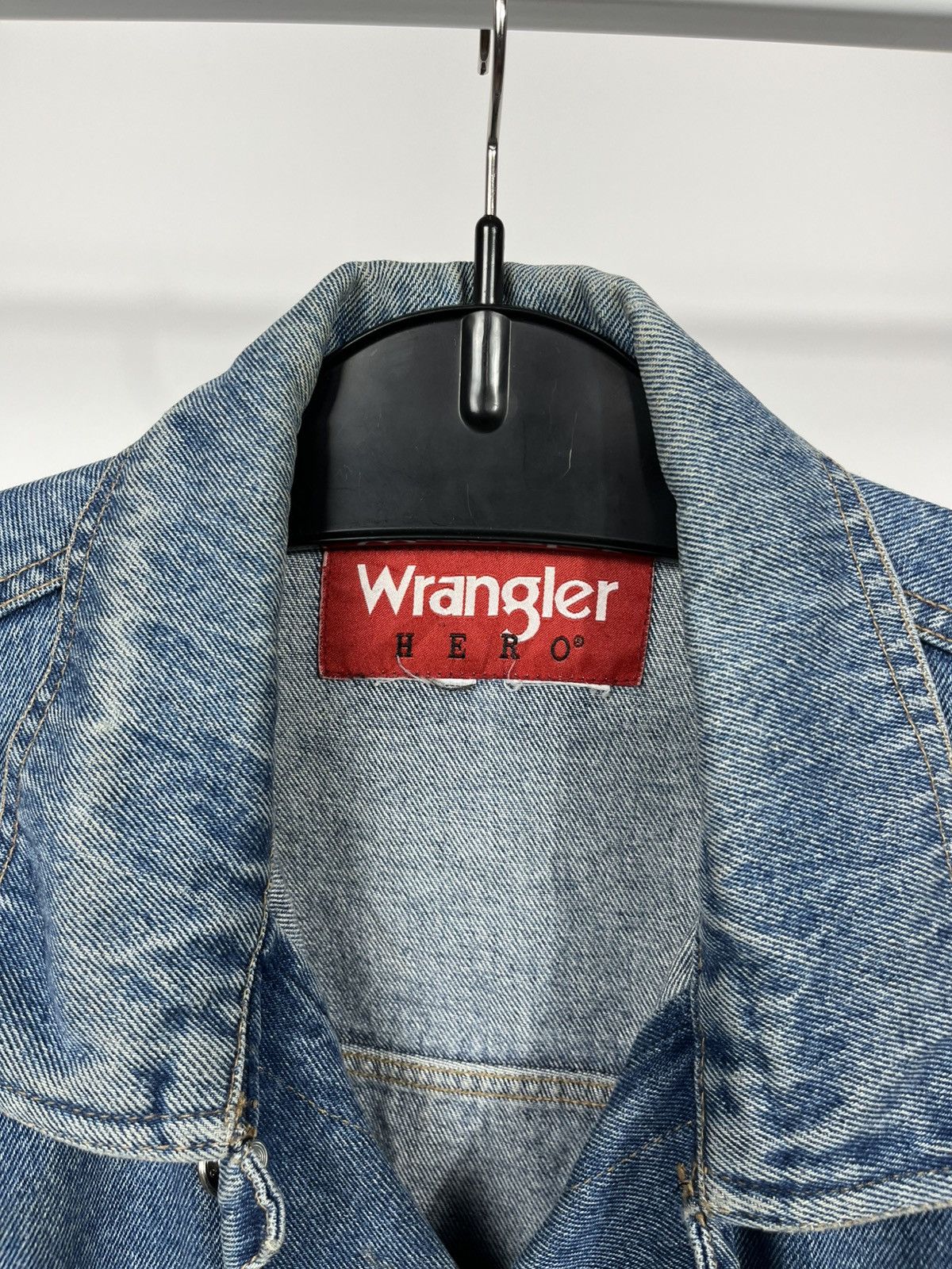 Wrangler Wrangler Hero Vintage Blue Denim Trucker Jacket Size US XL / EU 56 / 4 - 4 Thumbnail